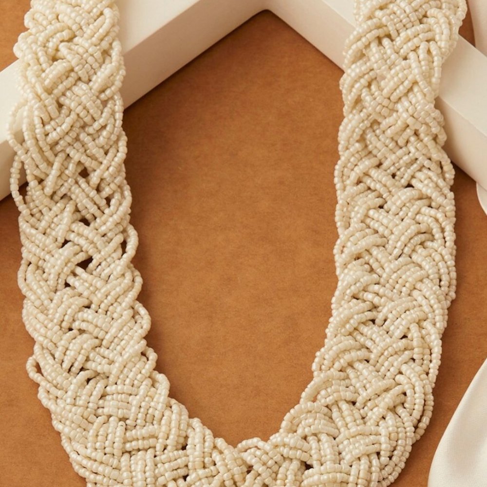 Beaded necklace